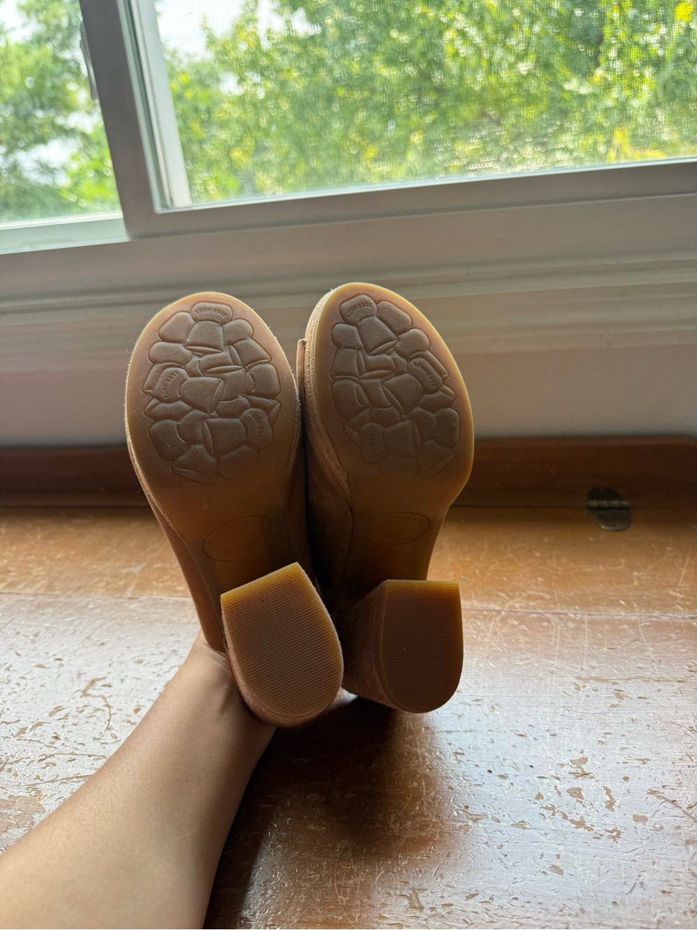 Kork-Ease Tan Leather Open-Toe Mule Heels - Picture 7 of 9